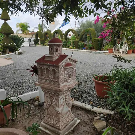 Holiday home Little Paradise *