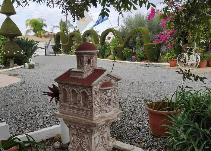 Little Paradise * Sotira